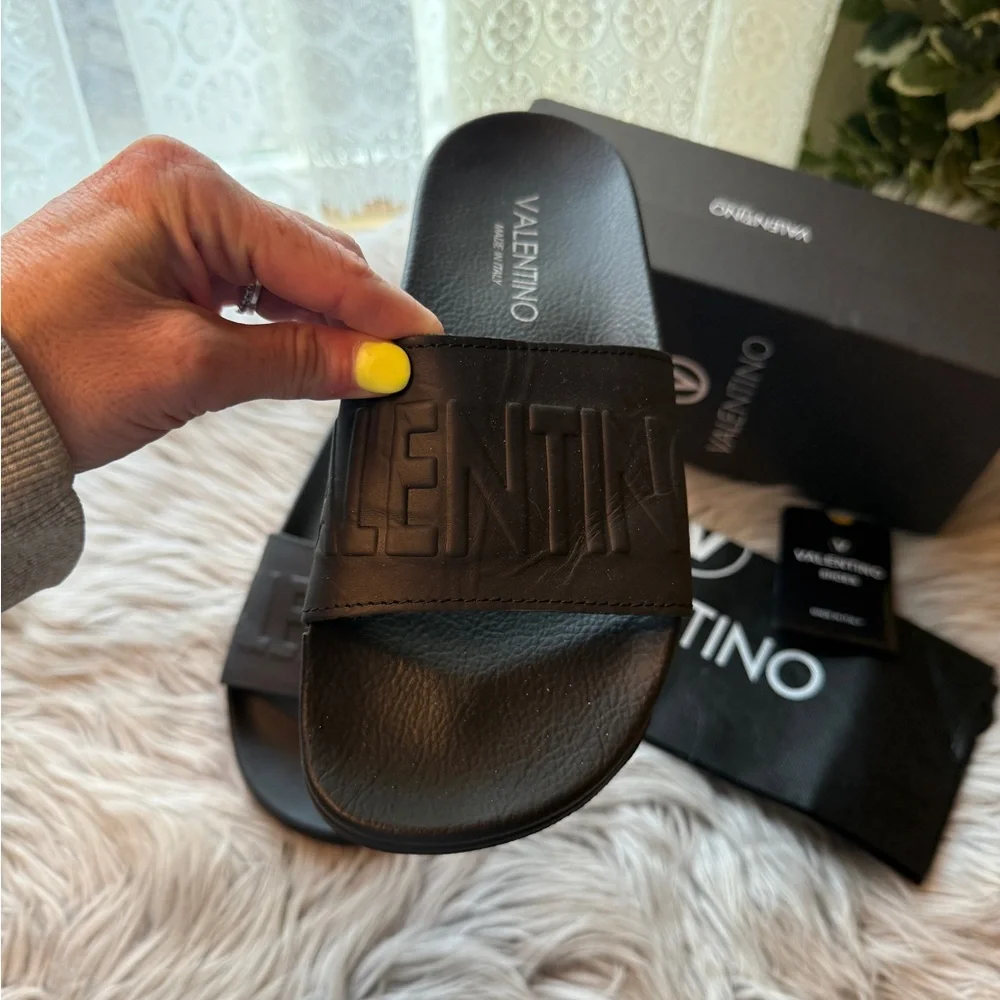 Valentino Moira Slide Sandals - Picture 5 of 11